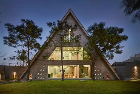 三角形的房子